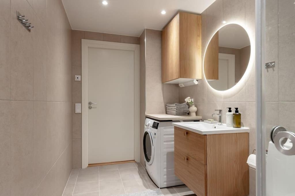 Modern Elegance I Hagastaden Apartment Stockholm Luaran gambar