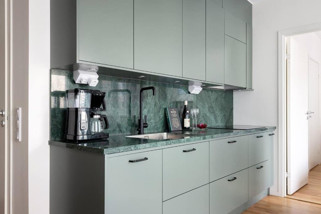 Modern Elegance I Hagastaden Apartment Stockholm Luaran gambar
